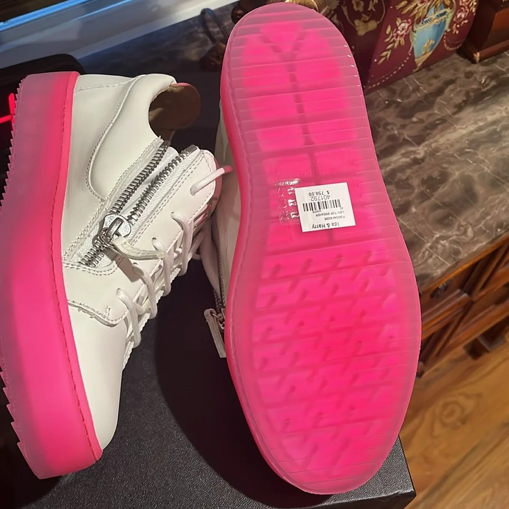 Giuseppe Zanotti size 41 pink bottom white sneaker. W-41 NWB - Picture 8 of 13
